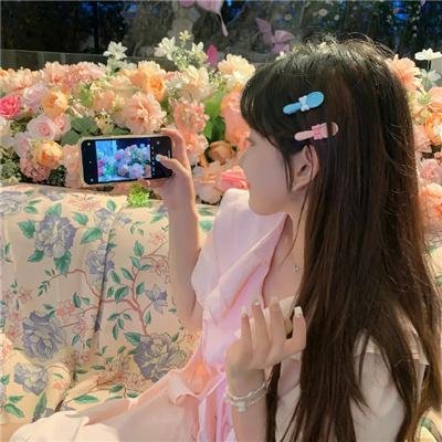 霸气女销售